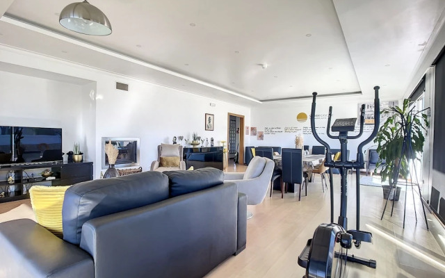 Aparts & Suites summer cascade Alvor