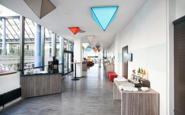 Trans World Hotel Donauwelle