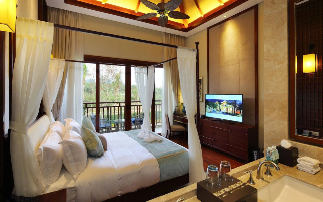Sanya Ocean Sonic Banling Hotspring Resort