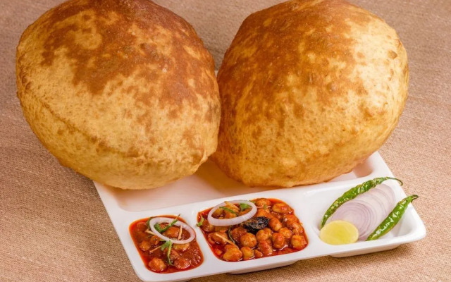 Northern Crown by OYO Rooms