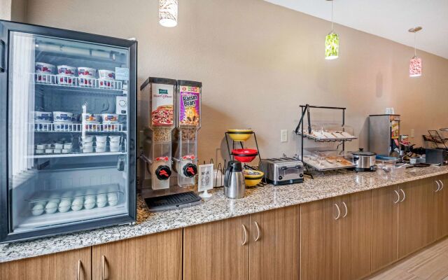 Econo Lodge La Crosse North