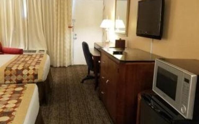Sun Inn & Suites