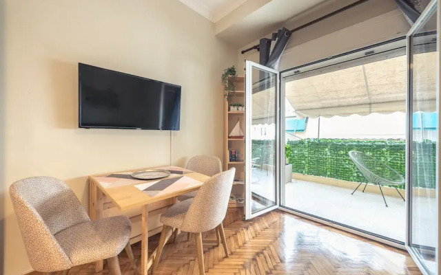 Supreme Suite with balcony by Cloudkeys