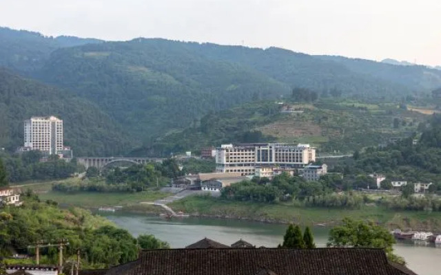 Furong Town Hanxiangju Homestay (Furong Town Dapubu)