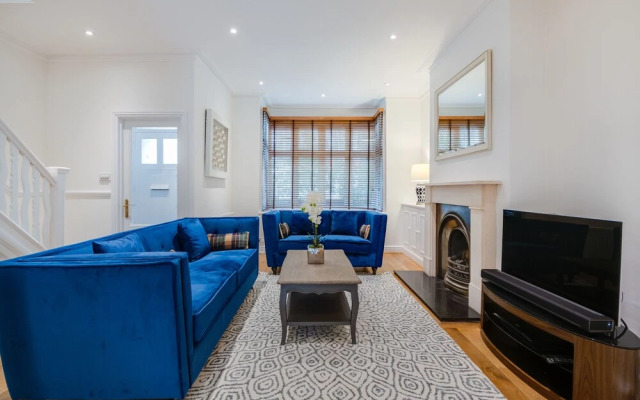 Heavenly Hammersmith Home by the River Thames