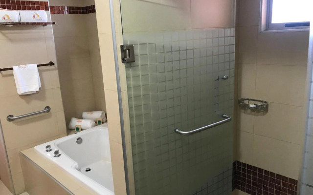 Hostalia Hotel Expo & Business Class