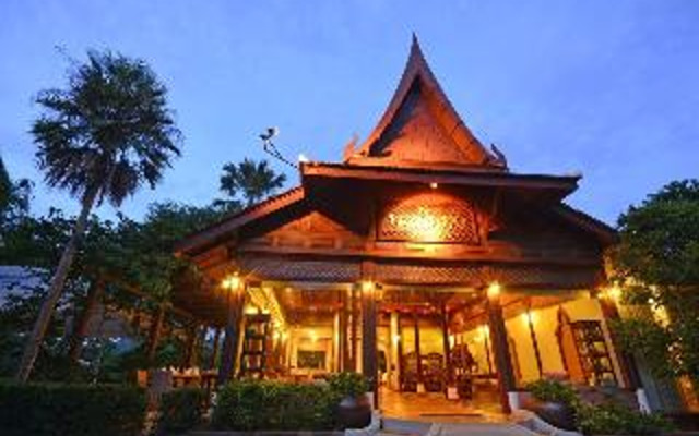 Petchvarin Resort and Spa