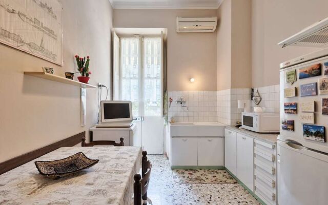 Vintage Flat Crocetta