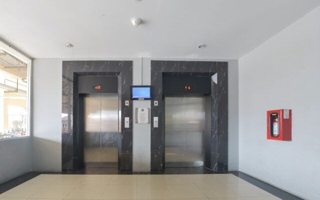 The Suites Metro By Homtel