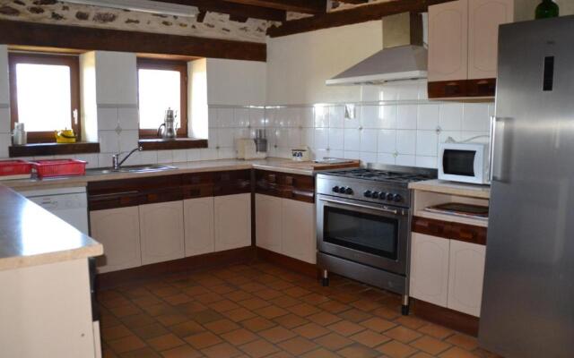 Gîte Moncé-en-Belin, 5 pièces, 11 personnes - FR-1-410-133