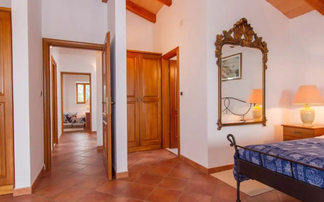 Villa Albina Comfortable Holiday Residence