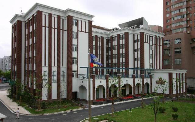 Orange Hotel (Shanghai Daduhe Metro Station)