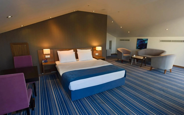 Holiday Inn Express Istanbul Altunizade by IHG