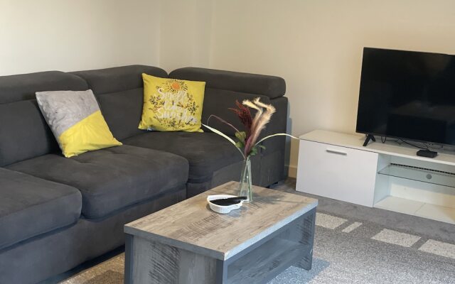 Impeccable 3-bed House in Northampton