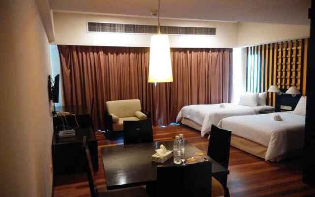Resort Suites Hotel