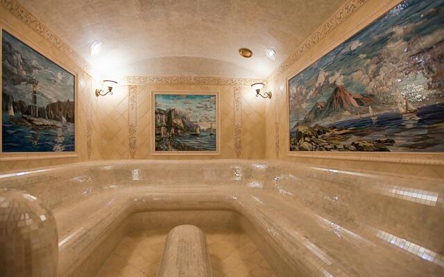 Grand Peterhof SPA Hotel