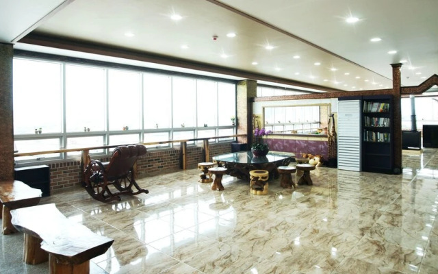 Amor House