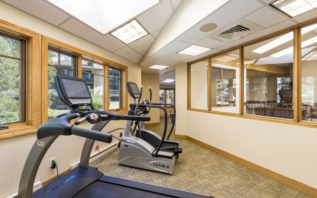 Phoenix 207 2 Bedroom Condo by Redawning