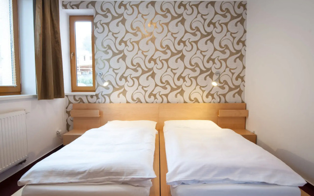 Hotel Garni Pod Skalkou