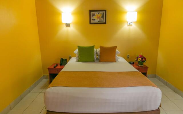 Best Western Las Mercedes Airport