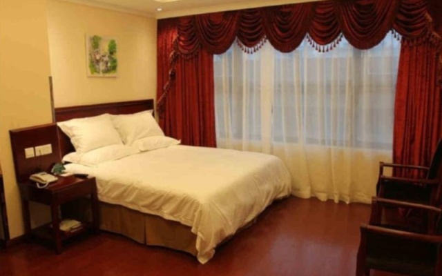 GreenTree Inn Anhui HeFei West Changjiang Road Fengle Building Express Hotel – Guest Rooms – Hefei