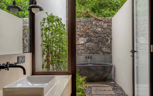 Over Water Villas - Rumah Hutan