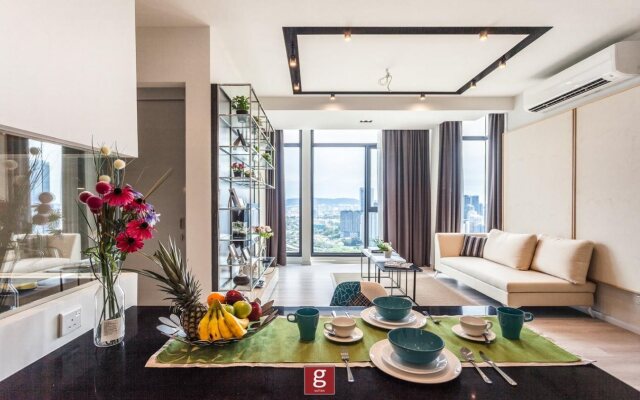 Expressionz Klcc by Mana Mana