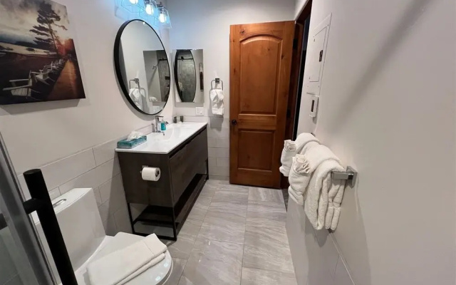Sun Valley Condo 123