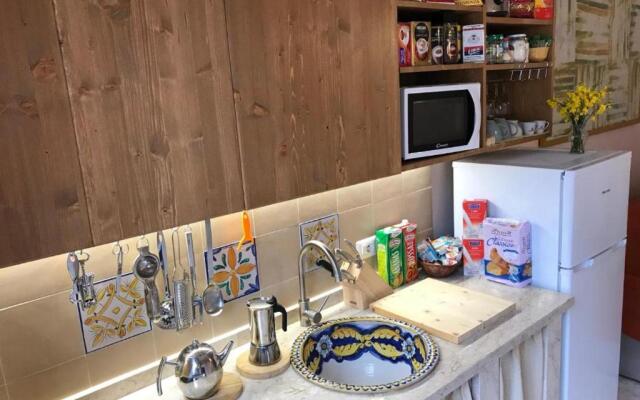 Adriana Casa Vacanze One Bedroom Apartment 5 People, wi fi, Parking, Near sea
