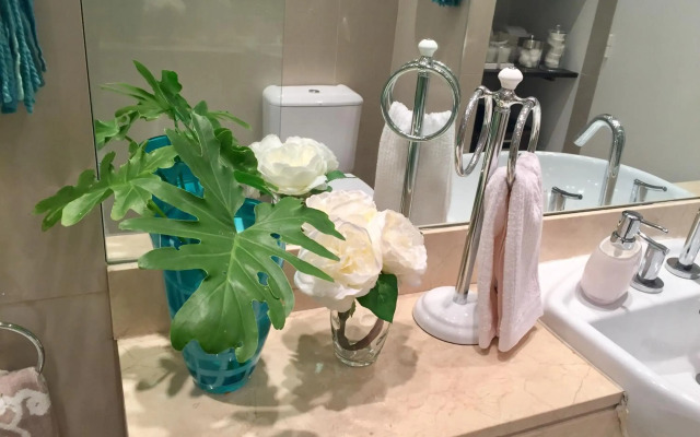 Luxury Apartment Tagle