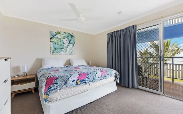Villa at Tangalooma - Villa 30 – Guest Rooms – Brisbane