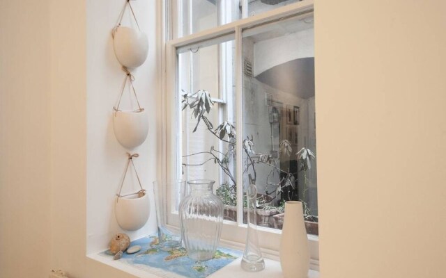 Charming Large Bloomsbury Apartment