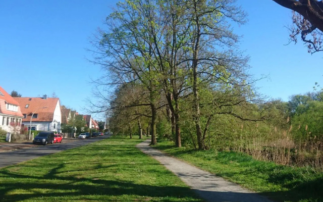 Sonniges Häuschen mit Garten