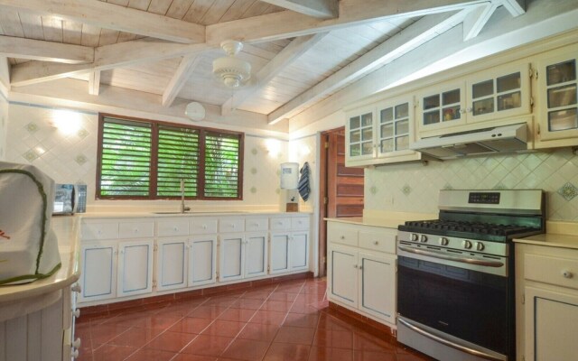 Golf Villa Close to the Beach No00