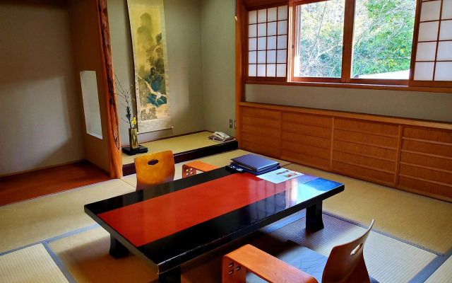 Yufuin Onsen Ryotei Tanokura