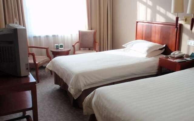 GreenTree Inn Yangzhou Plaza Hotel