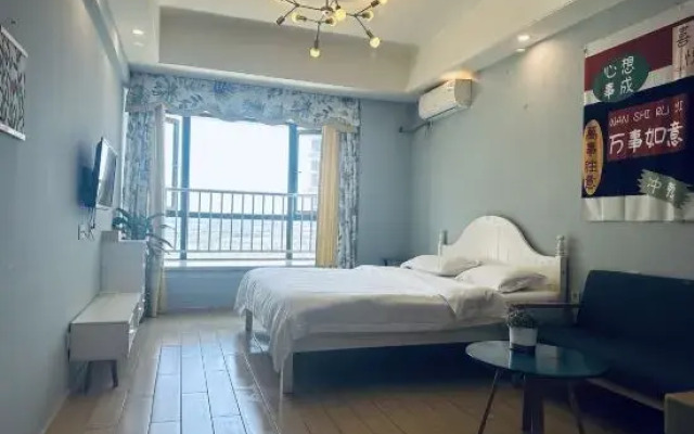 Aixi·Xiaozhu Serviced Apartment (Haikou Wanda Plaza)