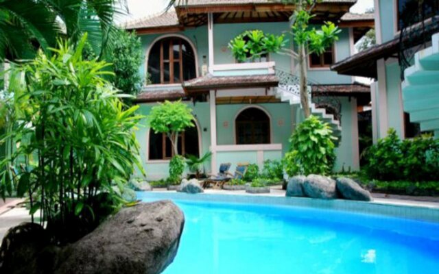 OYO 3923 Villa Puri Royan
