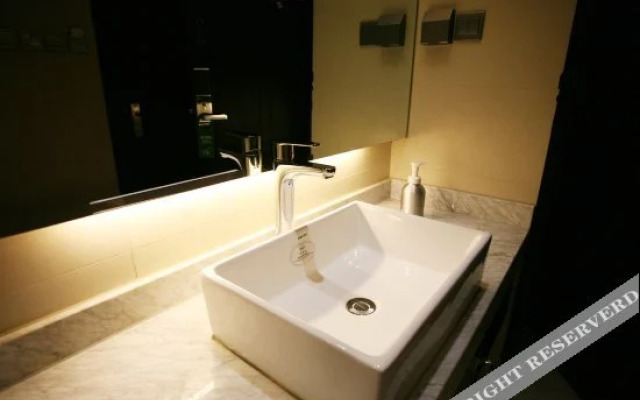 Xin Shanghaitan Hotel