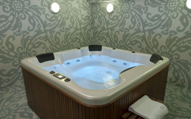 Hotel Willa Hueta