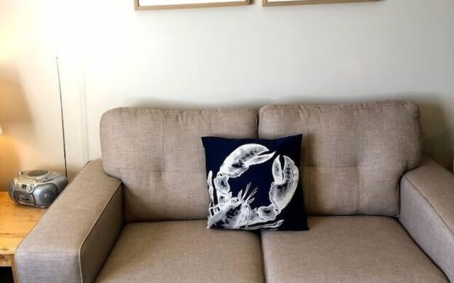 Tay Pearls - The Nestings