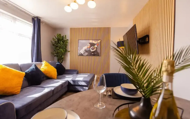 Winchester Retreat With 4 Bedrooms