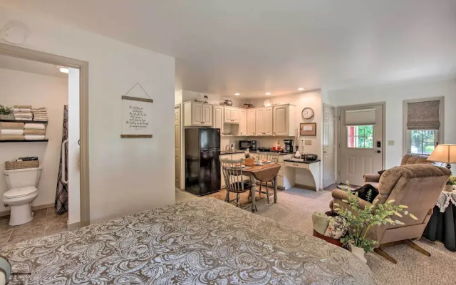 Cozy 'garden Room' in Welsh Mountain Suites!