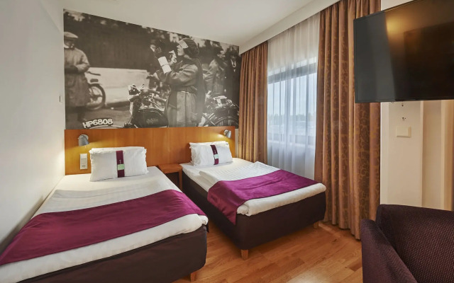Holiday Inn Helsinki - Vantaa Airport by IHG