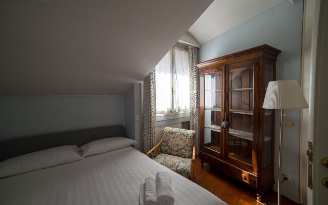 HbHall - Duomo Suite 7 Apartment