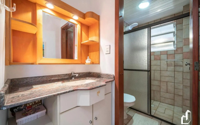 Apartamento com 02 dormitórios