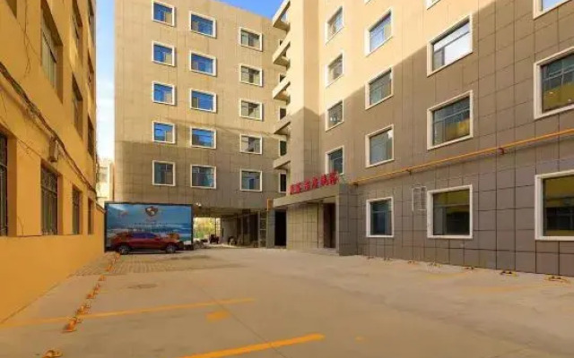 Golmud Moyang International Hotel