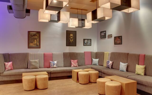 Aloft Ahmedabad, Sg Road