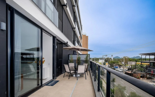 Apartment With/pool in Jurere Internacional Epc204