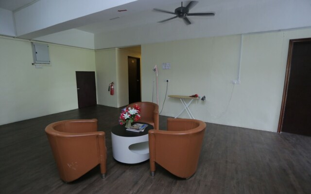 JAM Hotel Kota Warisan Sepang @ ERL Salak Tinggi, KLIA 1-2 & F1